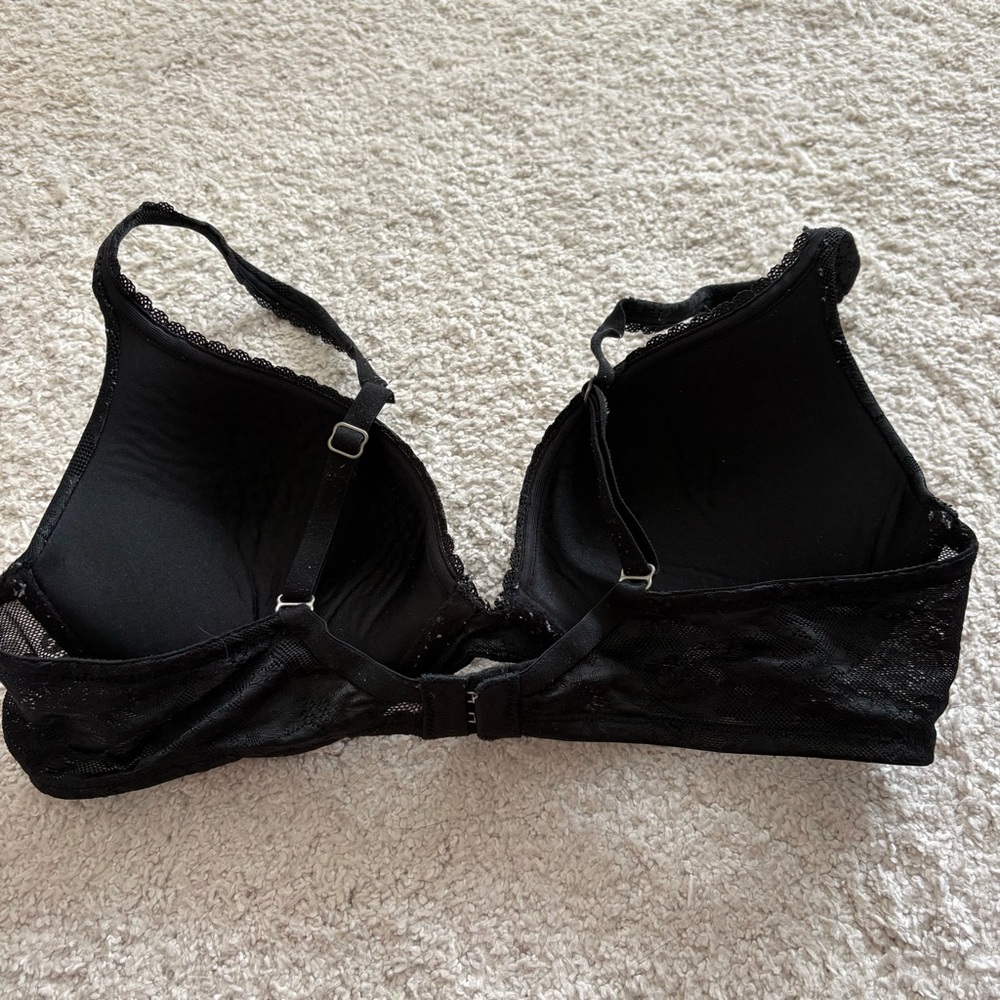 Victoria's Secret Body by Victoria Push Up Black Lace Bra - Picture 8 of 13